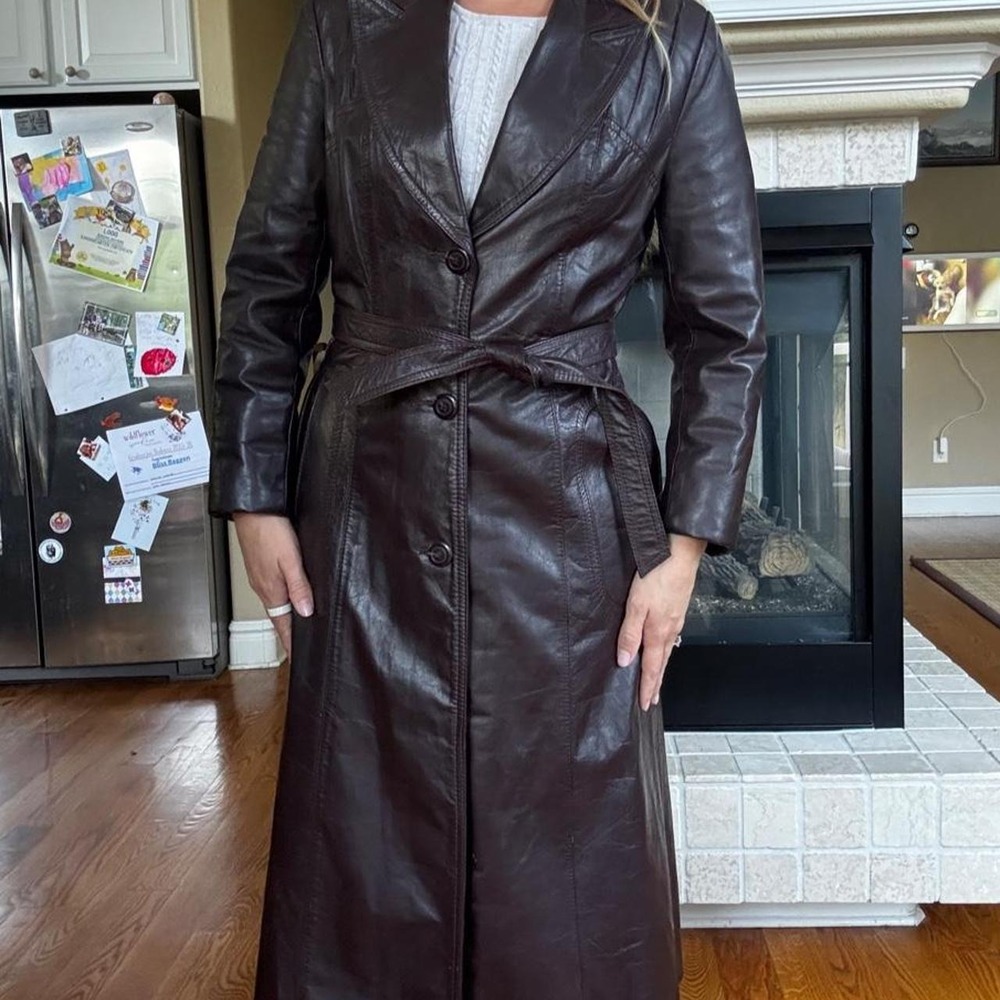 Opera brown burgundy leather trench with belt vintage xs-s fall